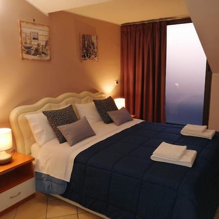 B&B Louise Санта-Марія-Капуа-Ветере Екстер'єр фото